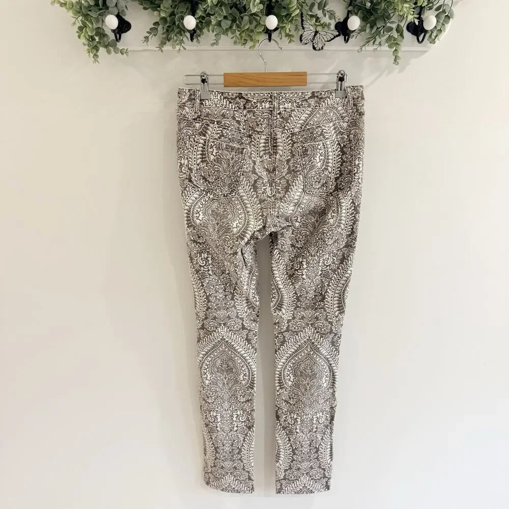 J.McLaughlin Lexi Jeans in Mega Ravi Paisley Size 8 Mid Rise Slim Leg B9061 - Picture 3 of 6